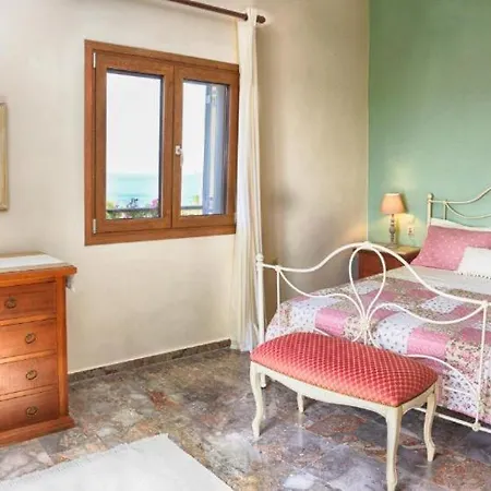 Apartament Kontis 1 *