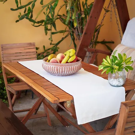 Apartament Kontis 1 *