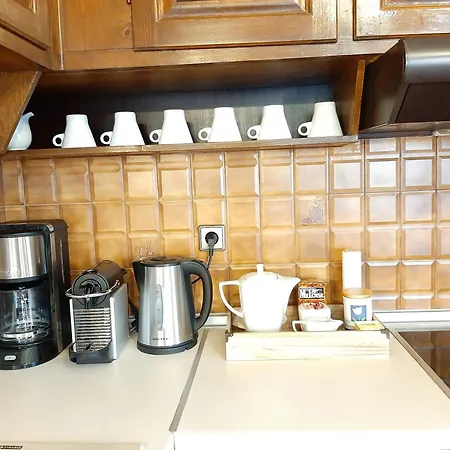 Apartament Kontis 1 *