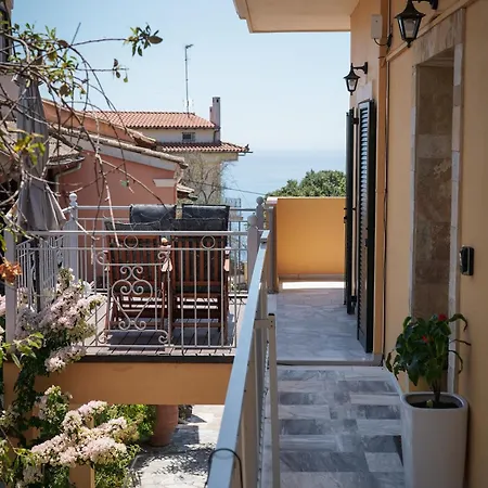 Kontis 1 Apartamento